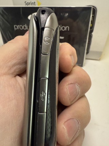 Samsung | Model M240 | Cellular Flip Phone (Sprint) BRAND NEW 2009/10 Please Rea - Picture 8 of 23