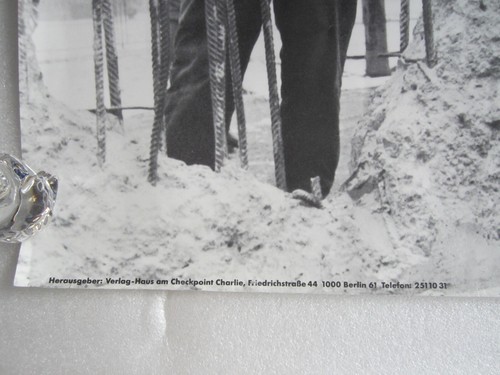 RARO PÓSTER ARTÍSTICO ORIGINAL VINTAGE 1989 GUERRA FRÍA BERLÍN PARED HECHO EN ALEMANIA 33"" - Imagen 3 de 8