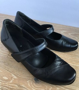 mary jane shoes with arch support