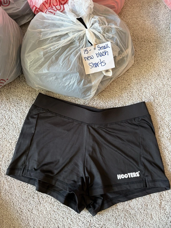 Hooters girls uniform/costume. Vintage - Image 4 of 4
