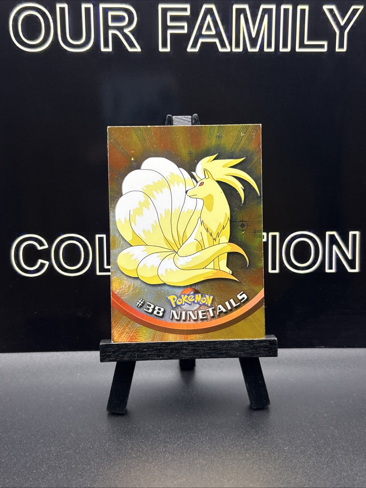 Ninetails (Ninetales) #38 Holo Pokemon Topps Series 1 Card (Blue Label)