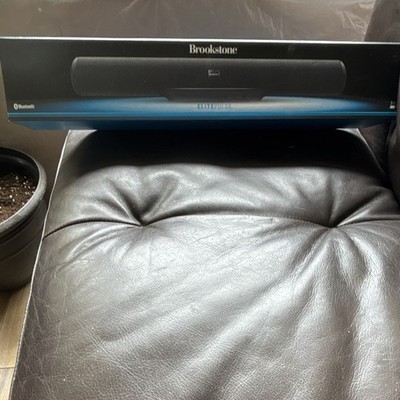 Brookstone ElitePulse Black Bluetooth Soundbar Speaker 20W RMS USB AUX