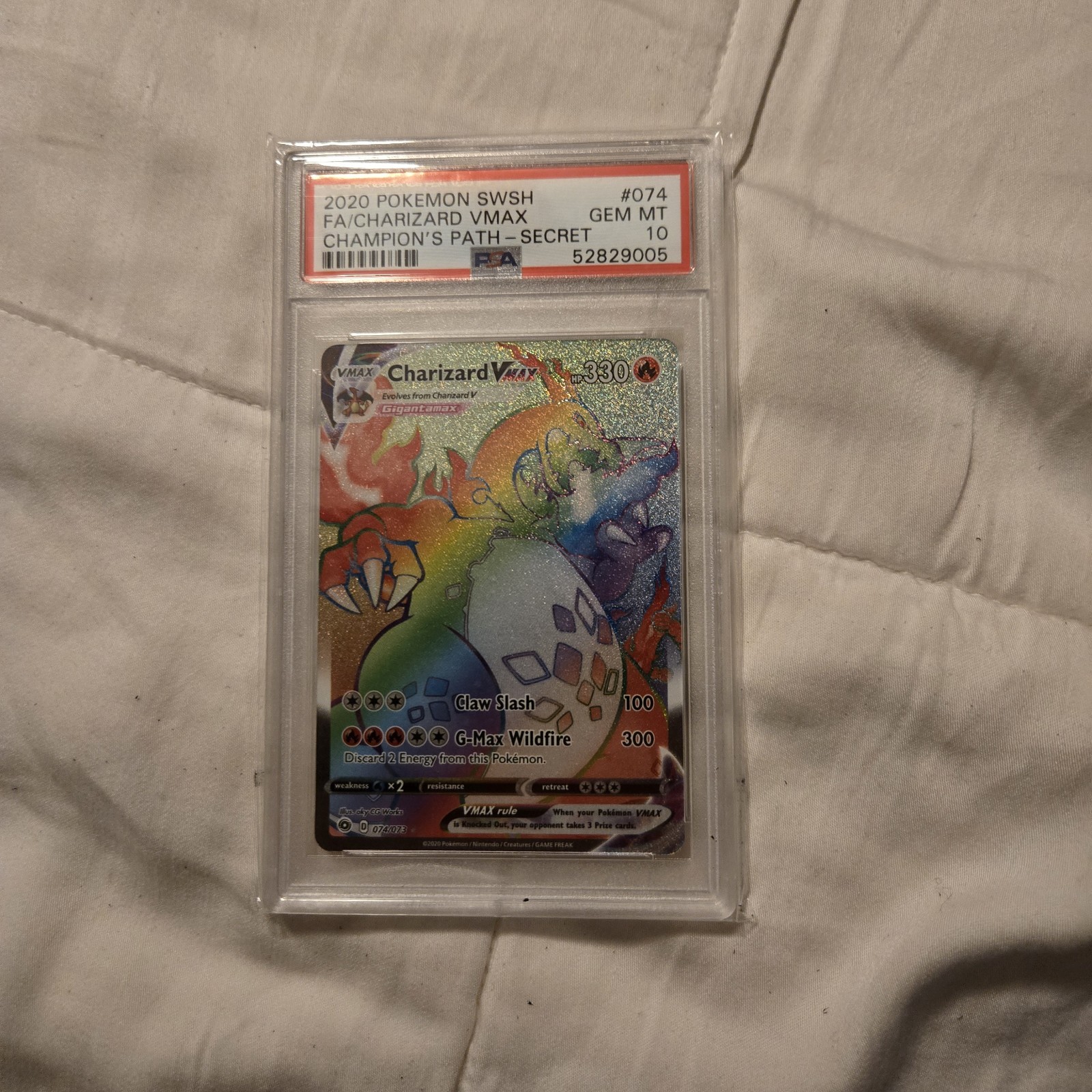 Charizard VMax 074/073 Pokemon PSA 10 GEM MT Champion's Path Rainbow Secret Rare