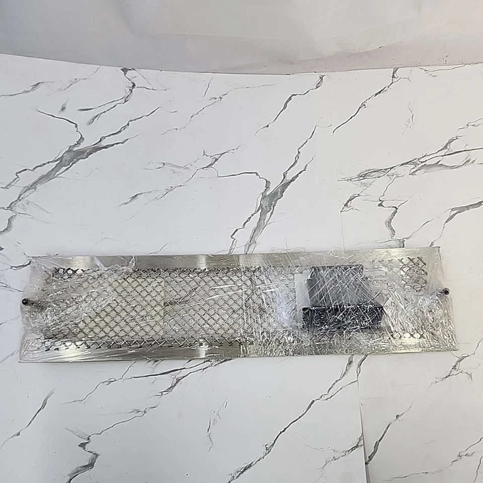 T-Rex 55122 se adapta a Chevrolet Silverado HD rejilla parachoques inserto malla formada plateada Foto 3 de 4