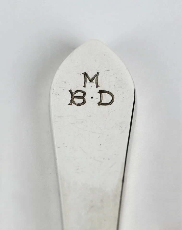 Cuchillo infantil Georg Jensen plata esterlina patrón continental con monograma Foto 2 de 3