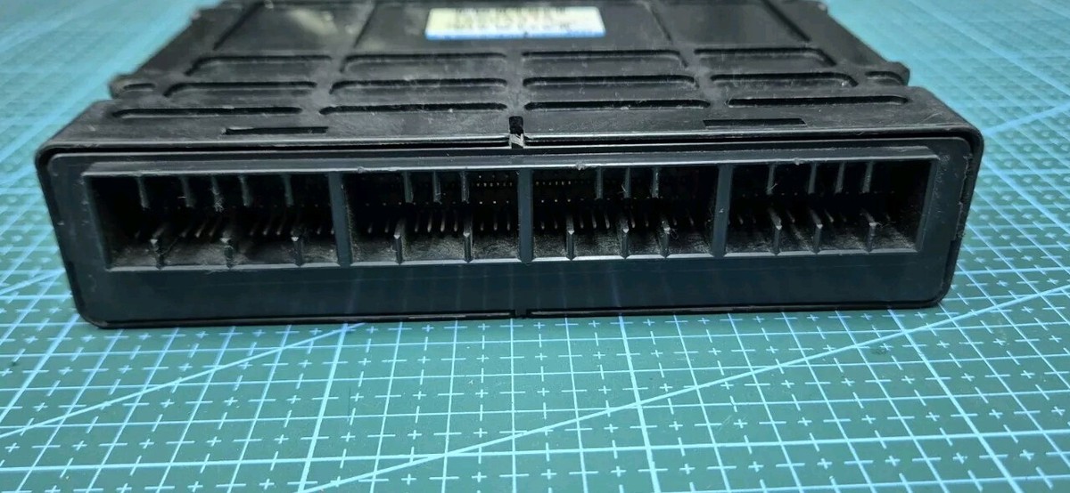 Mitsubishi Lancer VII Estate Engine Control Unit ECU