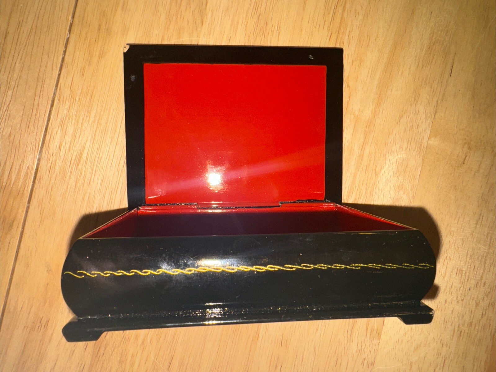 Picture 3 of 18