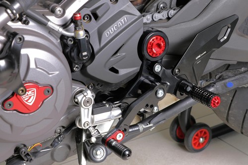 Ducati Monster 937 2021-2023 CNC Racing Adjustable Rearsets For Rider Black/Red - Picture 5 of 9