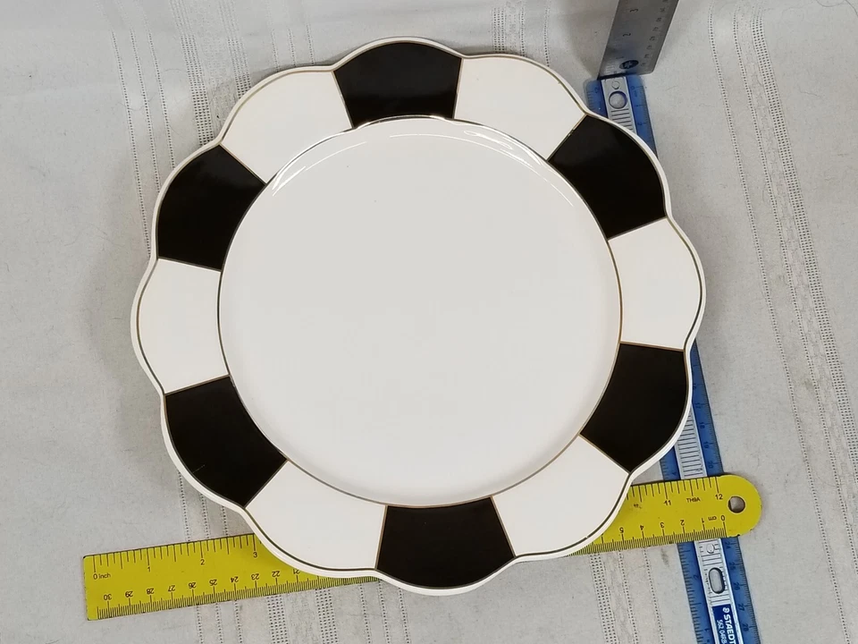 Cynthia Rowley Black & White Scalloped Dinner Plate  11 in - Image 2 of 4