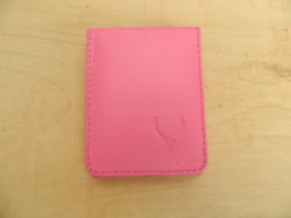 Antler Genuine Soft Leather iPod Nano 3g Video model case - Pink - Image 2 of 4