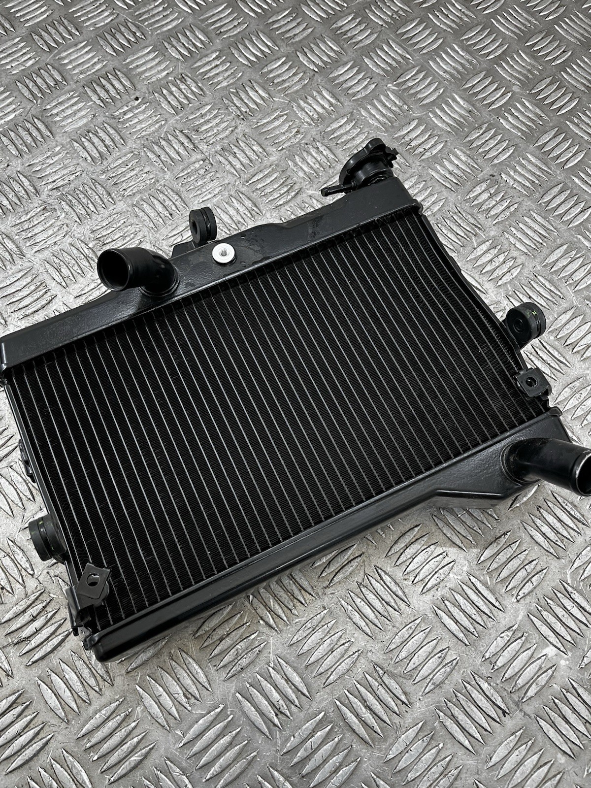 Yamaha XSR 700 2023 radiator 2022 - 2024