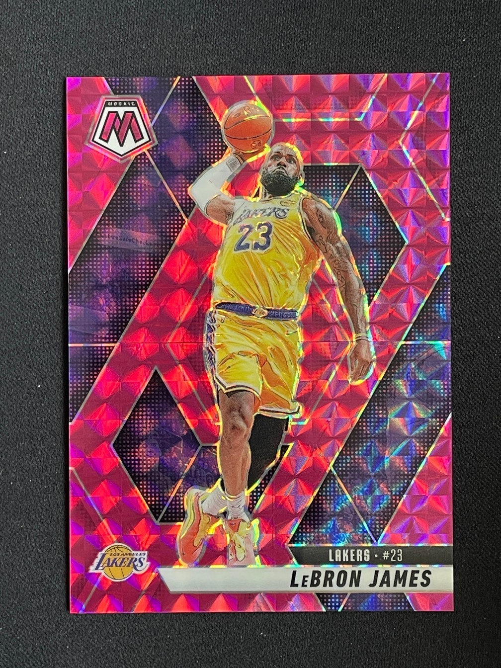 LeBron James 2024-25 Panini Mosaic Pink Mosaic Prizm 080/175 #180
