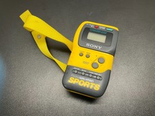 Vintage Sony Walkman Sports FM/AM Radio Belt Clip SRF-M70