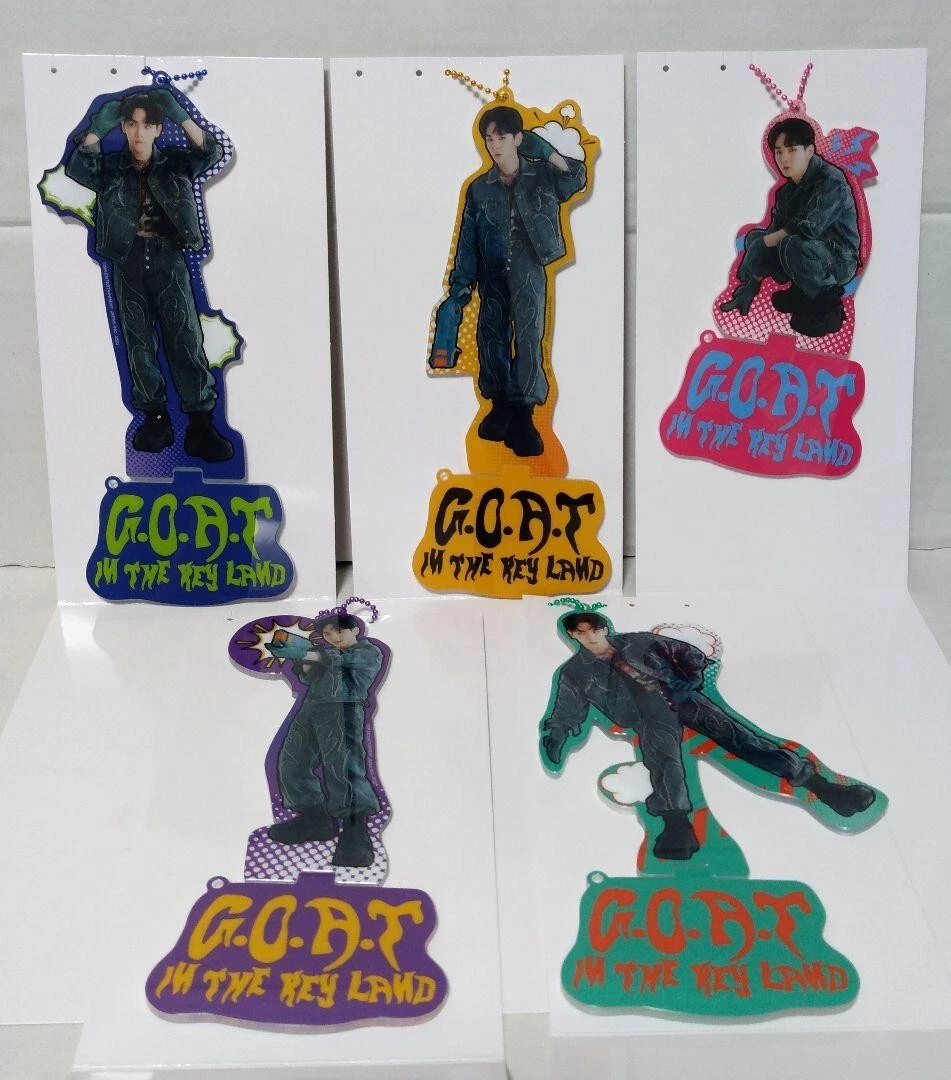 SHINee KEY G.O.A.T. IN THE KEYLAND JAPAN 3WAY ACRYLIC KEY HOLDER  