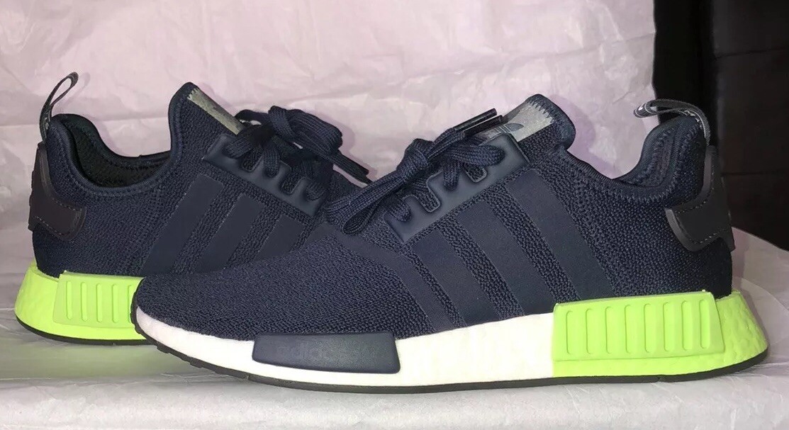 adidas NMD R1 купить в Америке, лот 