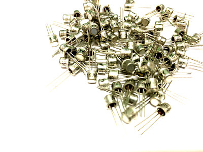 LOT OF 10  2N3965 High Hfe PNP silicon transistors FREE US Shipping
