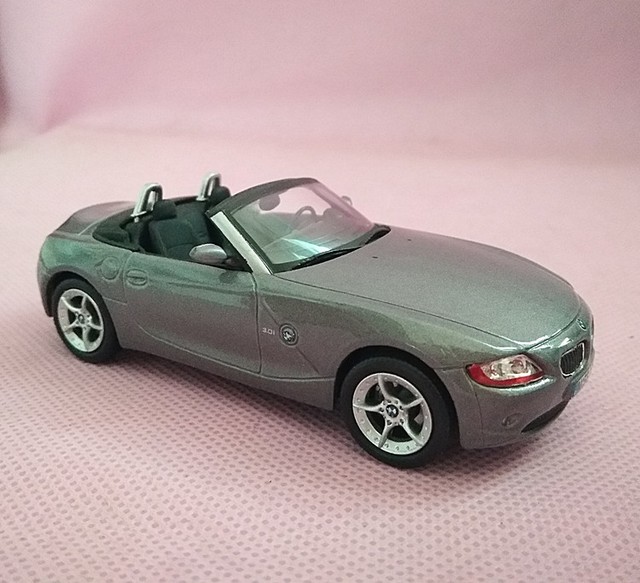 143 BMW Z4 Diecast Car Model Toy eBay