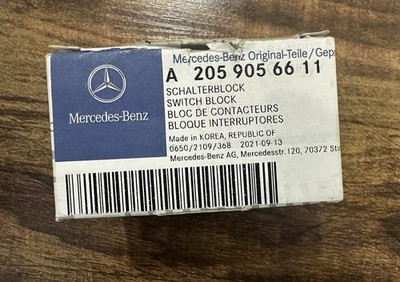 A2059056611 OEM Left Switch Block - Mercedes-Benz.