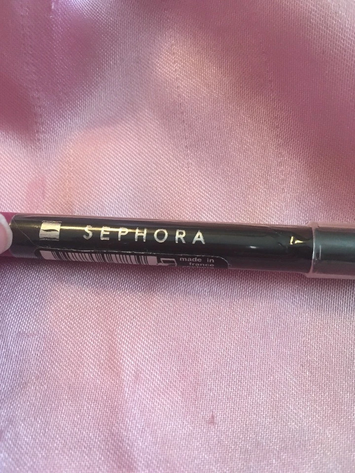 Lápiz labial Sephora Ultra SEPHORA LÁPIZ LABIAL ROSA INTENSO/PÚRPURA NUEVO 0,032 oz SELLADO  Foto 3 de 4
