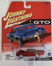 Johnny Lightning Pontiac GTO 1971 Pro Street 1:64,MISP Die Cast (B16)