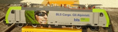 Brawa 43996 H0 Elektrolokomotive TRAXX BR 186 Alpinist der BLS Epoche 6 mit DSS