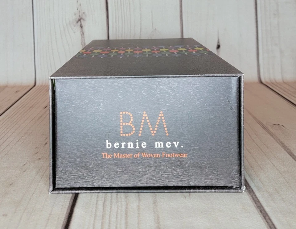 Bernie Mev. Zapatilla deportiva Mid Olympia Comfort pistola metal plata para mujer talla 9 Foto 3 de 4