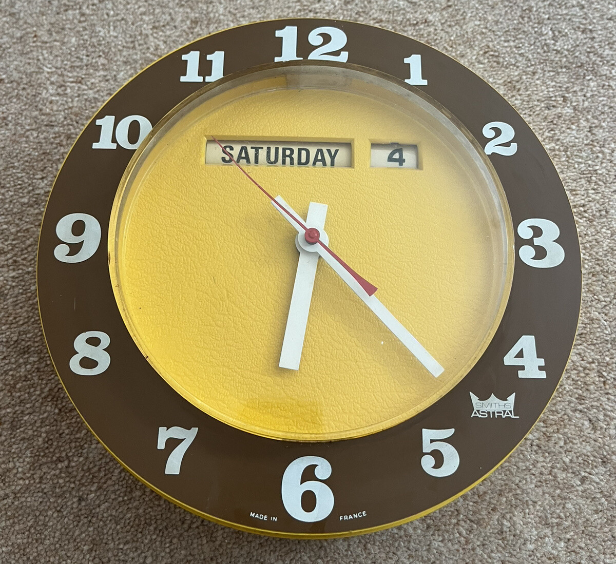 Smiths Astral Battery Wall Clock Vintage Retro Yellow Day & Date Mechanism eBay