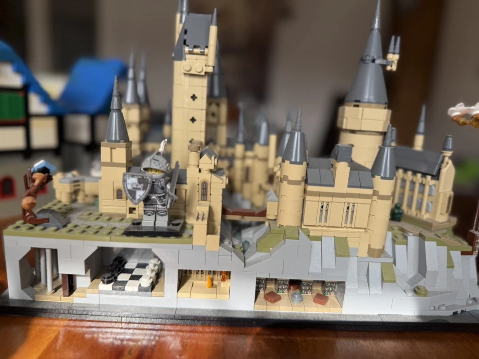 LEGO Harry Potter 76419 Hogwarts Castle and Grounds, Foto 1 von 5