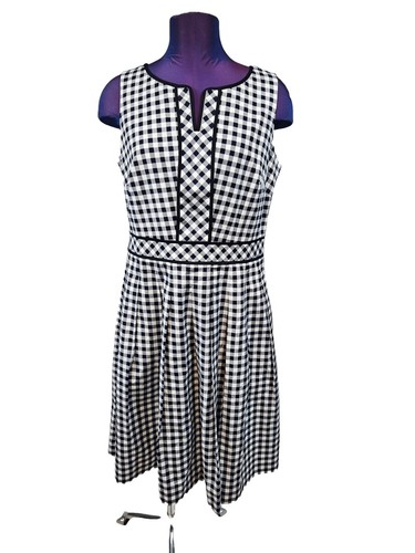 Pre-Owned Lady V London Estella Black Retro Print Fit & Flare Vintage Style 20 | eBay Pre-Owned Lady V London Estella Black Retro Print Fit & Flare Vintage Style 20 | eBay