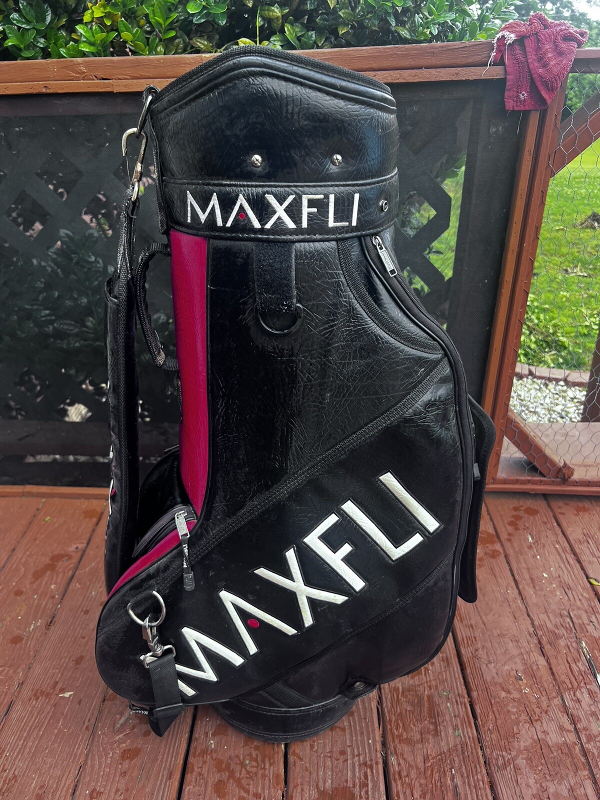 Maxfli Golf Leather Tour Staff Golf Bag 6 Way Divider Black/Red/White