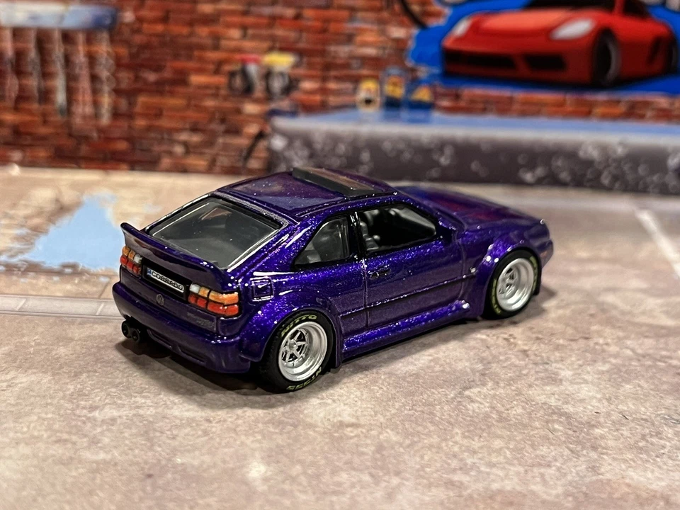 Volkswagen Corrado VR6 2023 Hot Wheels Modern Classics rueda púrpura intercambiada Foto 2 de 3