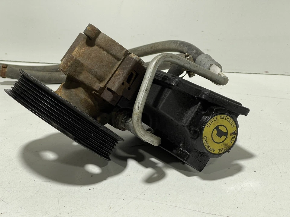 Bomba de dirección asistida 4,0 L 1997-2006 Jeep Wrangler TJ Cherokee con mangueras OEM CC 15 Foto 2 de 4