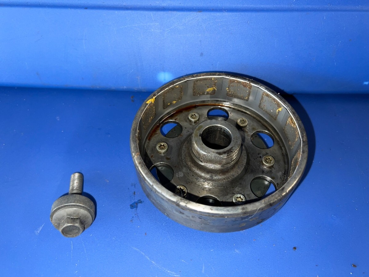 2002-2003 Kawasaki Ninja ZX9R ZX9 ZX 9 9R Engine Motor Flywheel