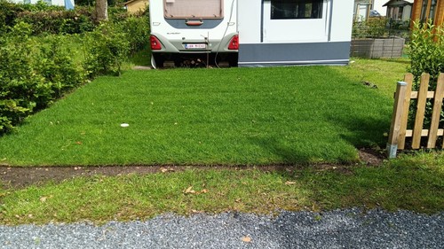caravan Knaus Eurostar 550 caravan op vaste staanplaats - Afbeelding 2 van 12