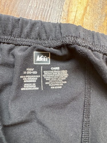 REI Black Winter Snow Ski Base Layer Kids Girl Boy - Size M (8-10) - Picture 2 of 3