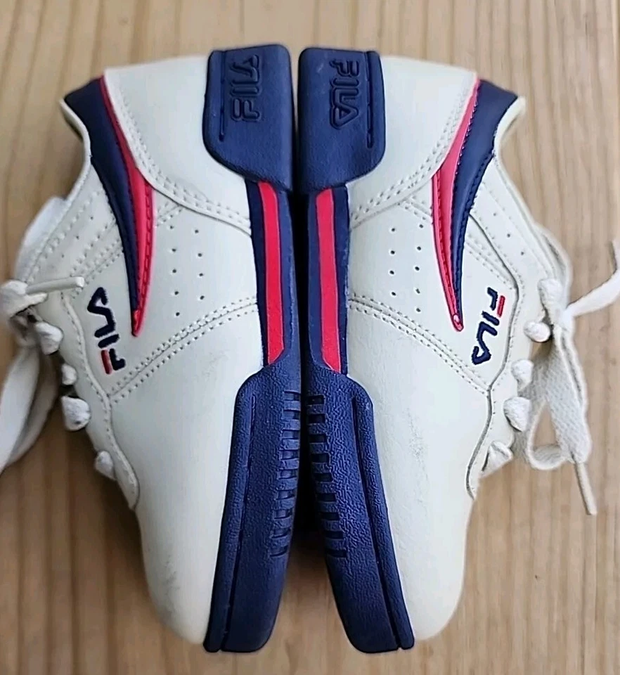FILA Toddlers Size 9.5 Synthetic Leather Beige Blue Red Athletic Shoes Sneakers - Image 2 of 4