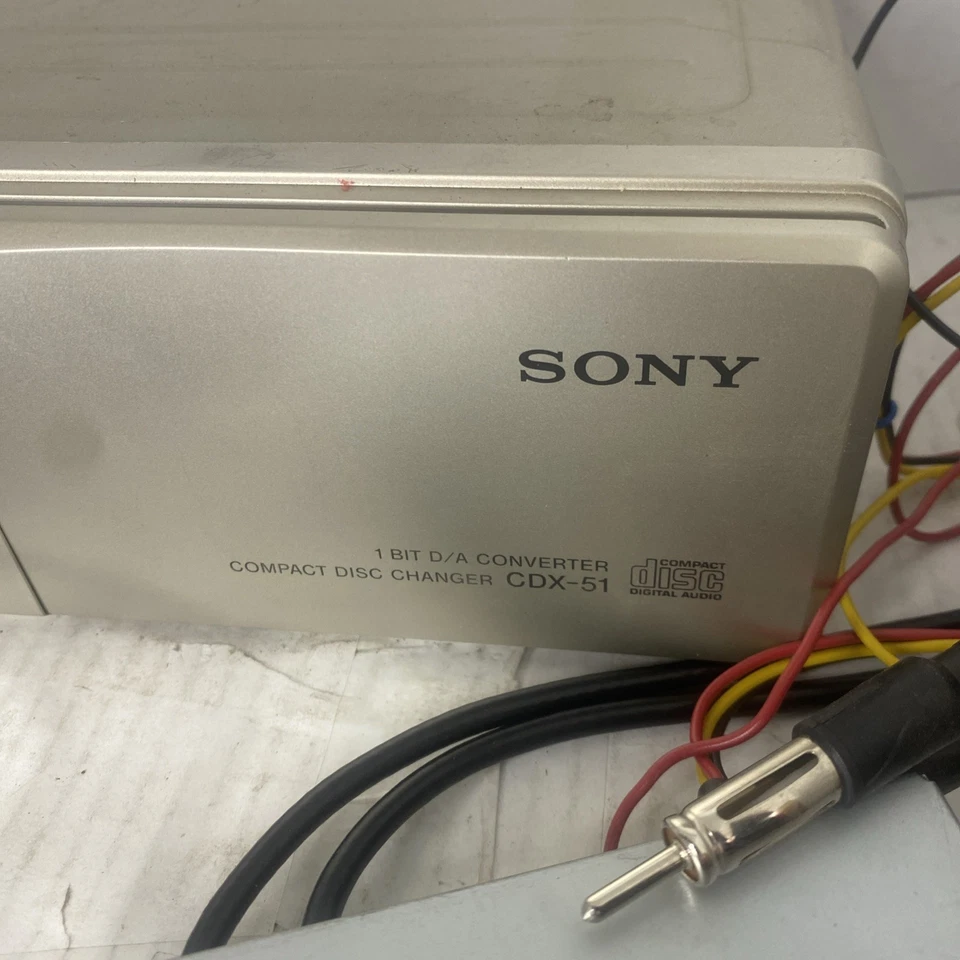 Vintage Sony CDX-51RF Compact 10 Disc Changer System As Pictured Untested - Image 4 of 4