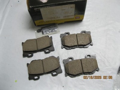 Disc Brake Pad Set-Performance Ultra Premium Ceramic Pads Rear Akebono ASP1347