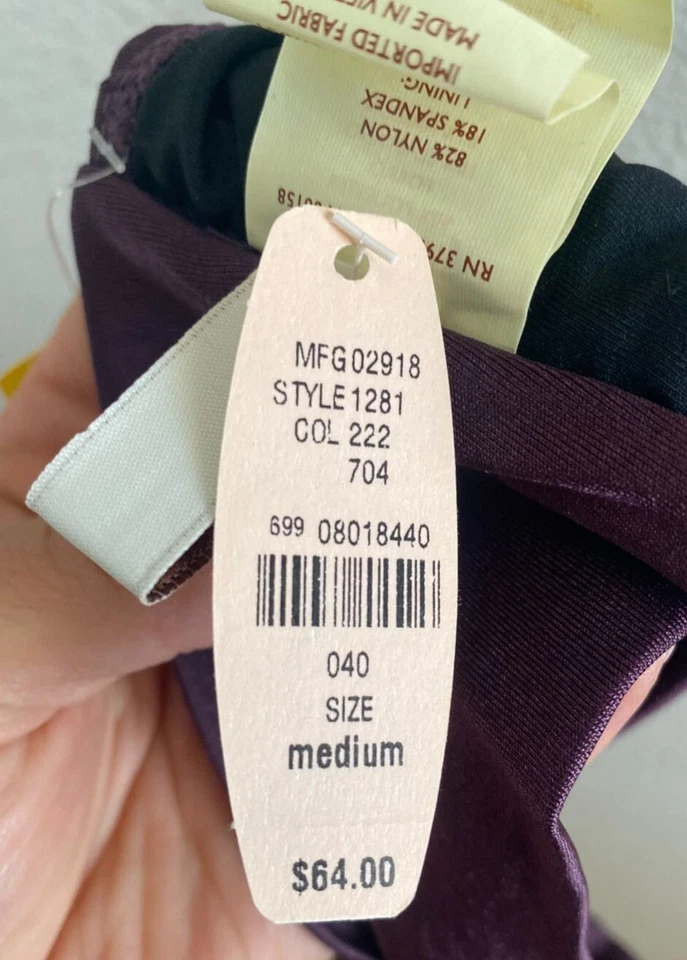 Top de bikini Perry Ellis x Victoria's Secret color ciruela talla mediana nuevo con etiquetas $64 Foto 4 de 4