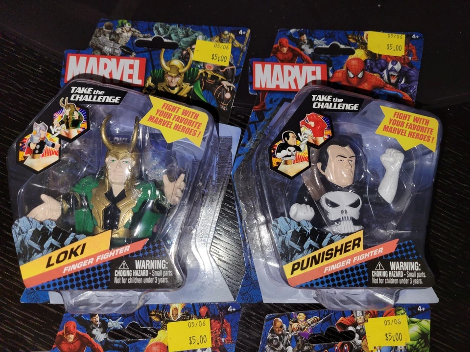 LOTE 4 figuras Marvel FINGER FIGHTER THUMB WAR Daredevil Loki Iron Man Punisher Foto 2 de 4