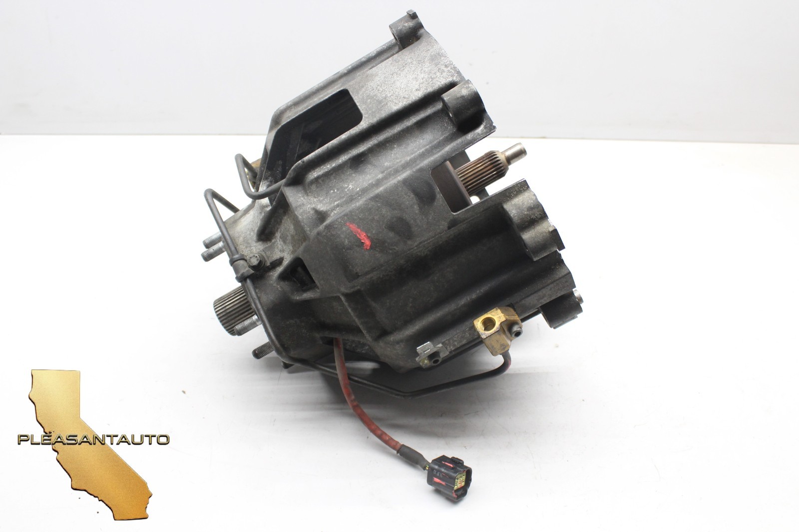 02-07 Maserati M138 4200 Coupe F1 Transmission Clutch Bell Housing w/ Bearing