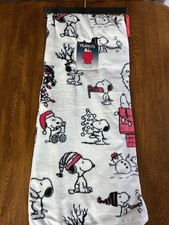Peanuts Plush Christmas Throw Blanket Snoopy  Woodstock White  Pink 60x70