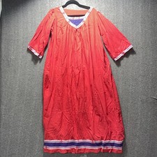 Vintage 70s Violette Medium Grannycore House Dress Mumu Red Embroidered Pockets