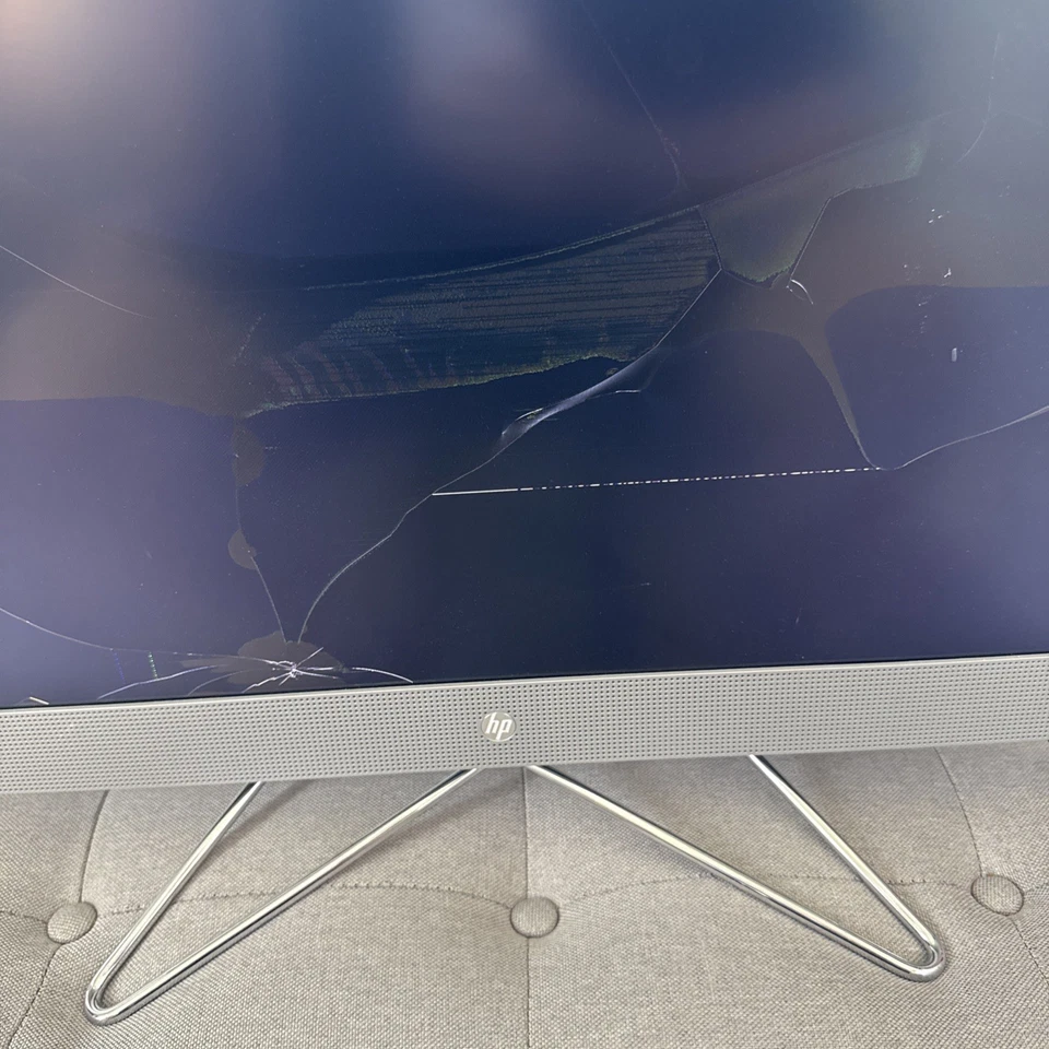 HP ENVY AIO 27- Model 27-dp0056 9EF15AA#ABAD (broken screen) - Image 2 of 4