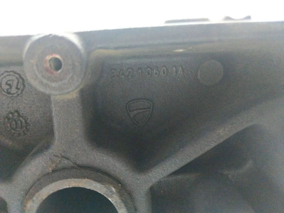 Abrazadera de árbol de dirección triple inferior inferior 11 Ducati Multistrada 1200 34210601A Foto 3 de 4