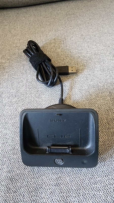 Sony CLIE PEGA-UC600 USB HotSync Cradle - Vintage, Used As-Is