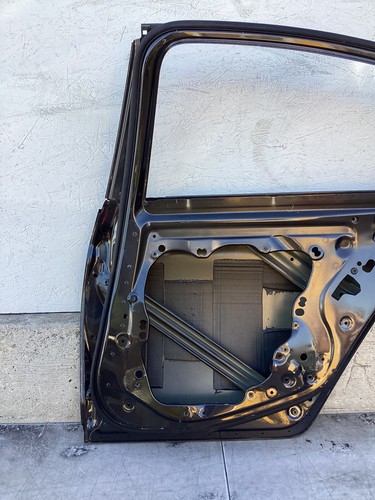 2017 18 2019 2020 2021 2022 BMW 5 SERIES 520i 530i 540i REAR RIGHT DOOR OEM USED - Picture 9 of 15