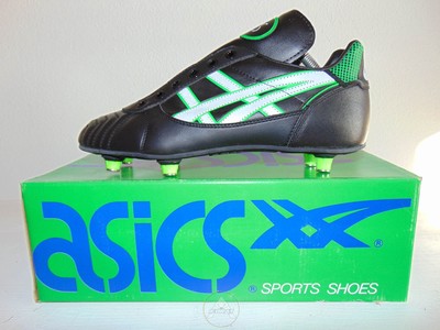 calcio asics