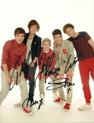 One Direction Members Autograph One Direction full band SIGNED reprint 8x10 Photo #4 Autographed RP | eBay