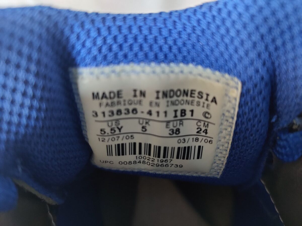 Nike Total 90 Shift MG football shoes soccer (313836) US 5.5 Nike Total 90 Shift MG football shoes soccer (313836) US 5.5